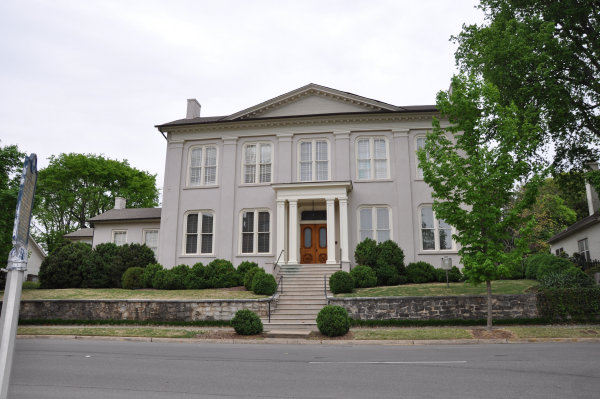 311 Lincoln Street SE