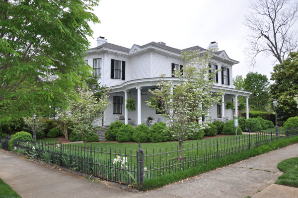 410 Lincoln Street SE