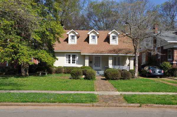 417 Locust Avenue SE