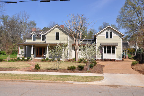 433 Locust Avenue SE