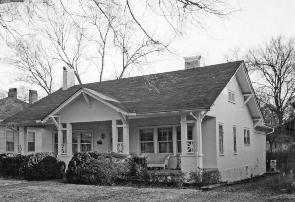 436 Locust Avenue SE