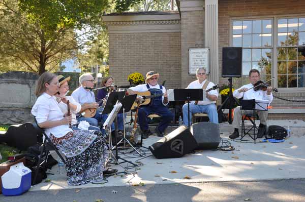 Maple Hill Cemetery Stroll, 2011