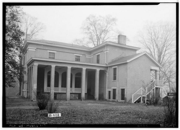 808 Maysville Road NE