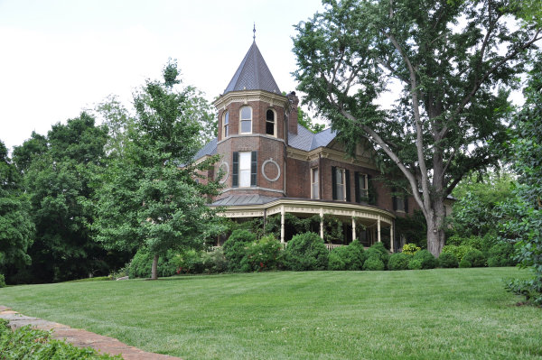 421 McClung Avenue SE