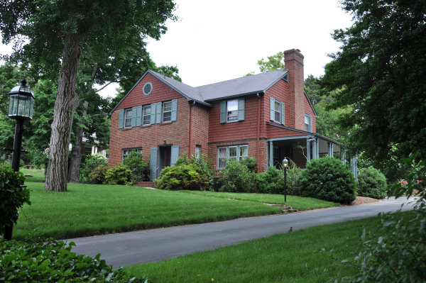 433 McClung Avenue SE