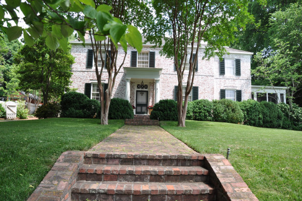 437 McClung Avenue SE