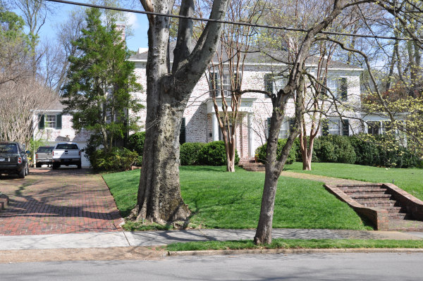 437 McClung Avenue SE
