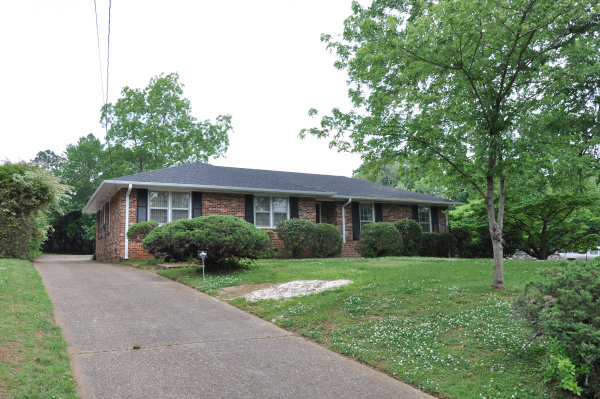 449 McClung Avenue SE