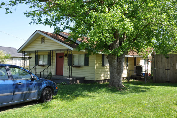 308 McCullough Avenue NE