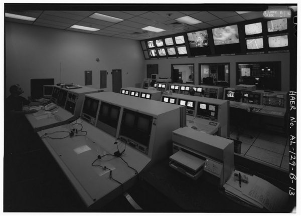 MSFC Neutral Buoyancy Simulator Facility
