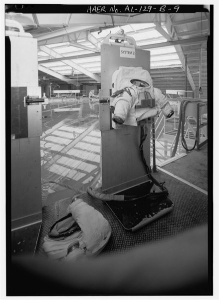 MSFC Neutral Buoyancy Simulator Facility