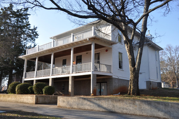 5031 Oakwood Road NW