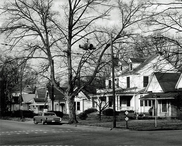 609 Holmes Avenue NE