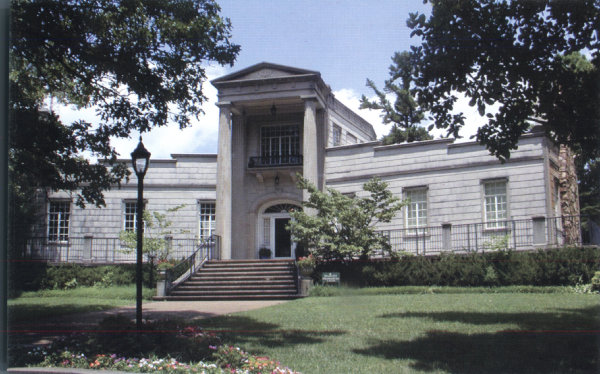 3101 Burritt Drive SE