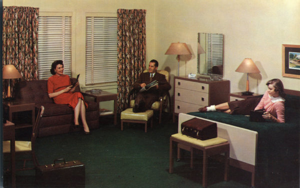 The Southpaw Postcard Collection - Hotels & Motels