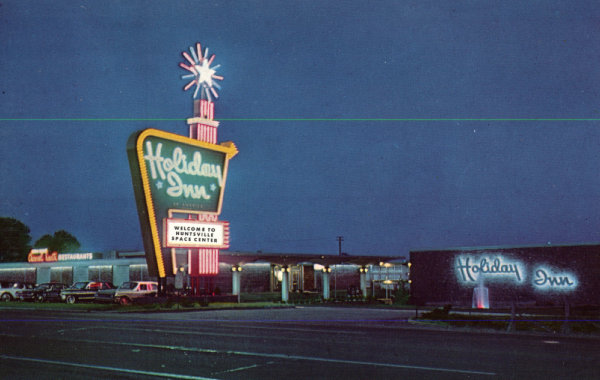The Southpaw Postcard Collection - Hotels & Motels