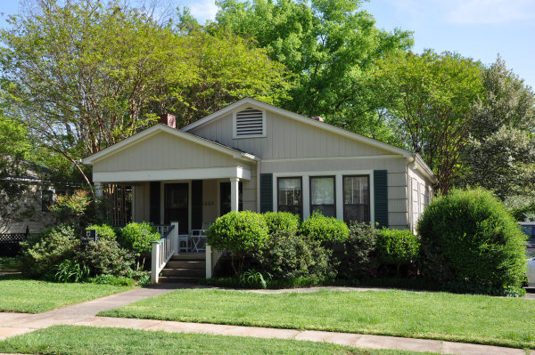 1002 Pratt Avenue NE
