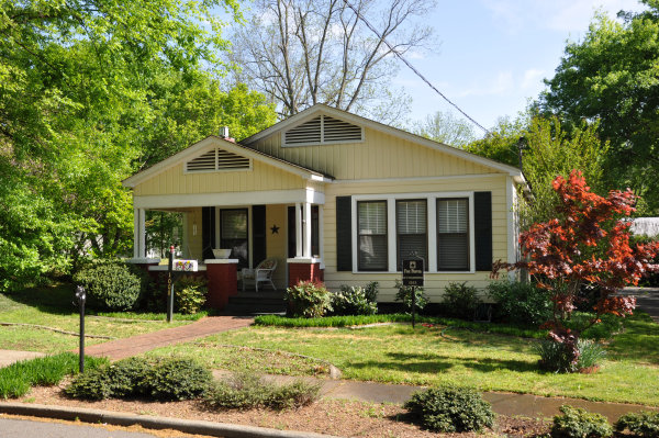 1008 Pratt Avenue NE