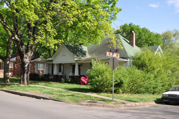 1104 Pratt Avenue NE