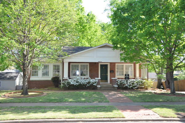 1110 Pratt Avenue NE
