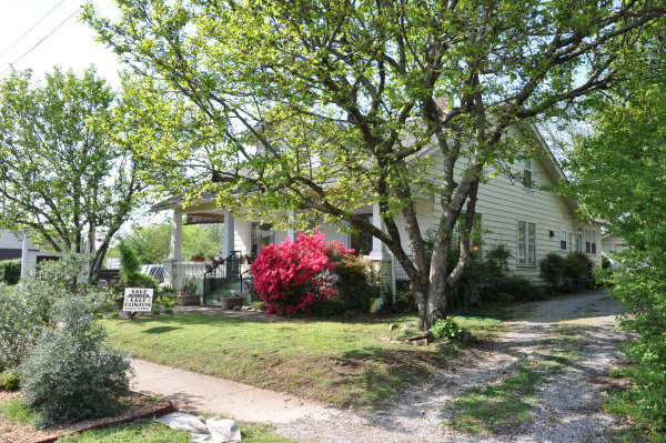 401 Pratt Avenue NE
