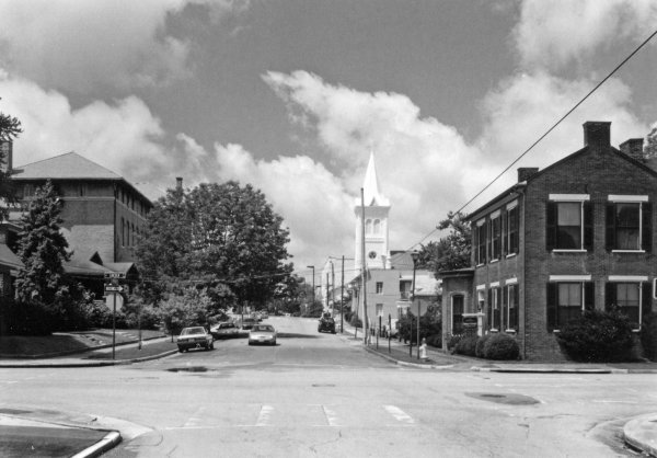 307 Randolph Avenue SE