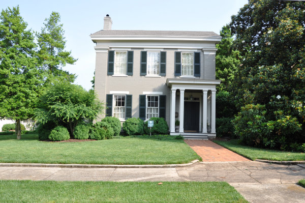 413 Randolph Avenue SE
