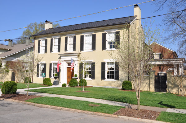 423 Randolph Avenue SE