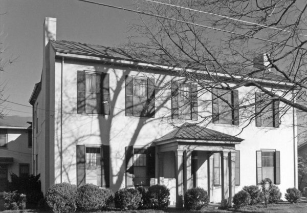 423 Randolph Avenue SE