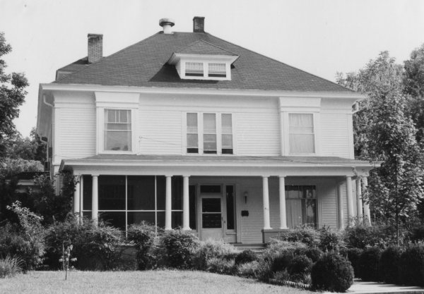 512 Randolph Avenue SE