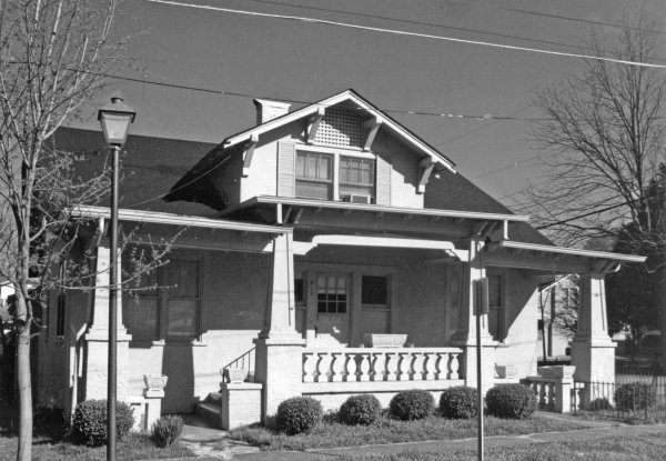 613 Randolph Avenue SE