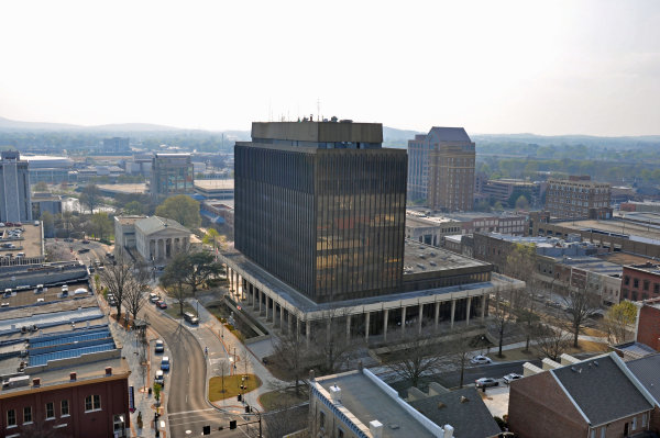 100 Courthouse Square