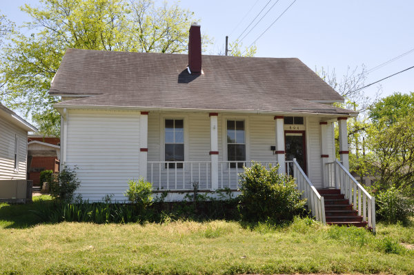 800 Stevens Avenue NE