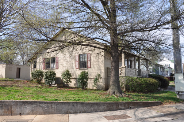 3704 Triana Boulevard SW