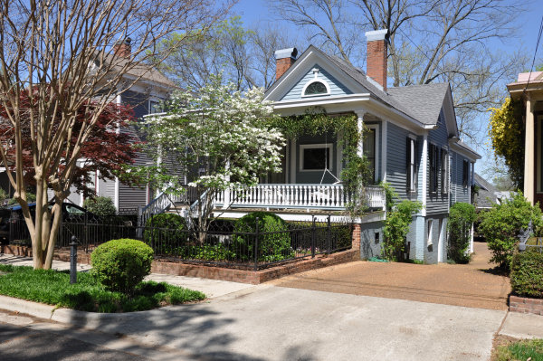 119 Walker Avenue NE