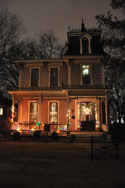 127 Walker Avenue NE