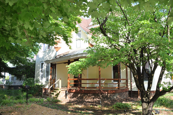 200 Walker Avenue NE