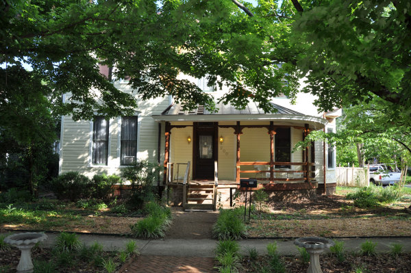 200 Walker Avenue NE