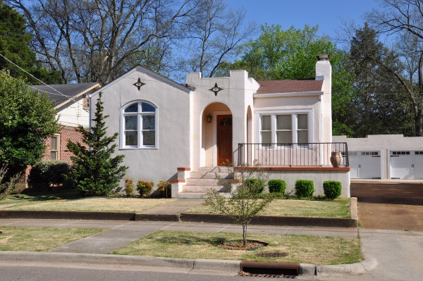 216 Walker Avenue NE