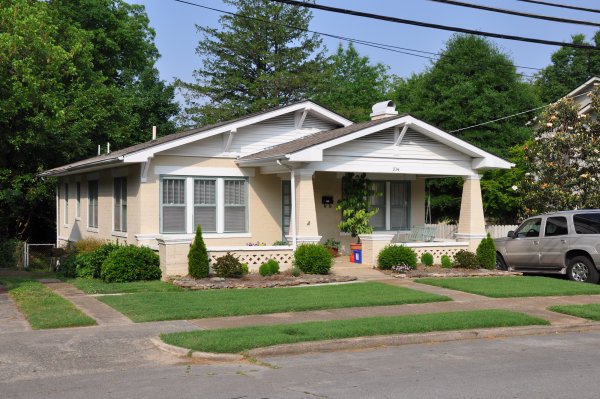 104 White Street SE