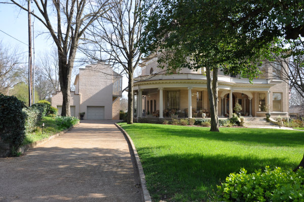 210 Williams Avenue SE