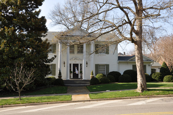 301 Williams Avenue SE