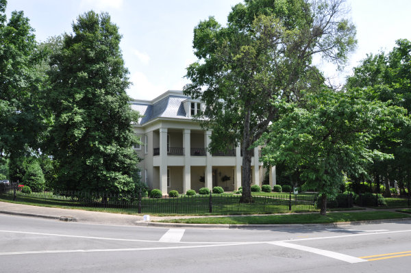 312 Williams Avenue SE