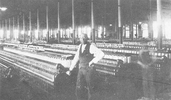 The Dallas Mill Spinning Room, 1922