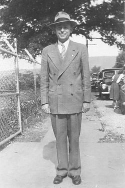 Cecil Fain 1949